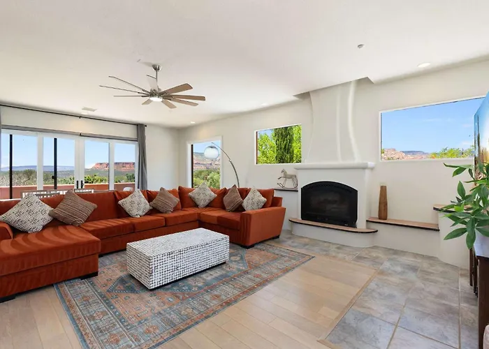 Dry Creek Sunstone 6br Red Rock Views Holiday home