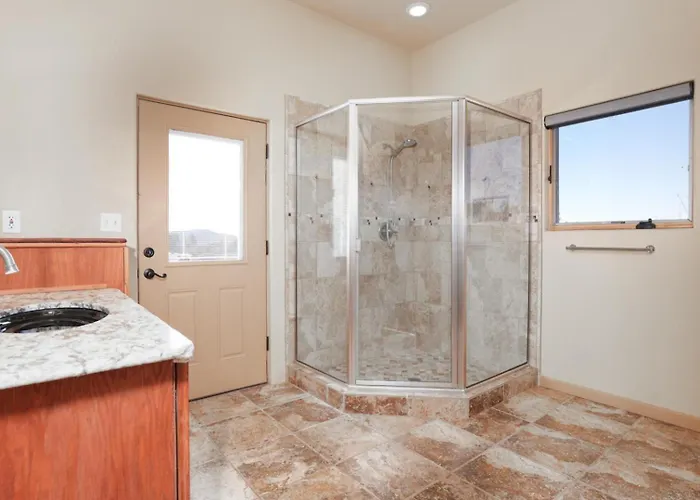 Dry Creek Sunstone 6br Red Rock Views Holiday home *