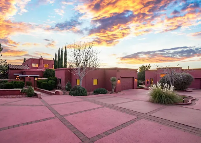 Dry Creek Sunstone 6br Red Rock Views Holiday home *